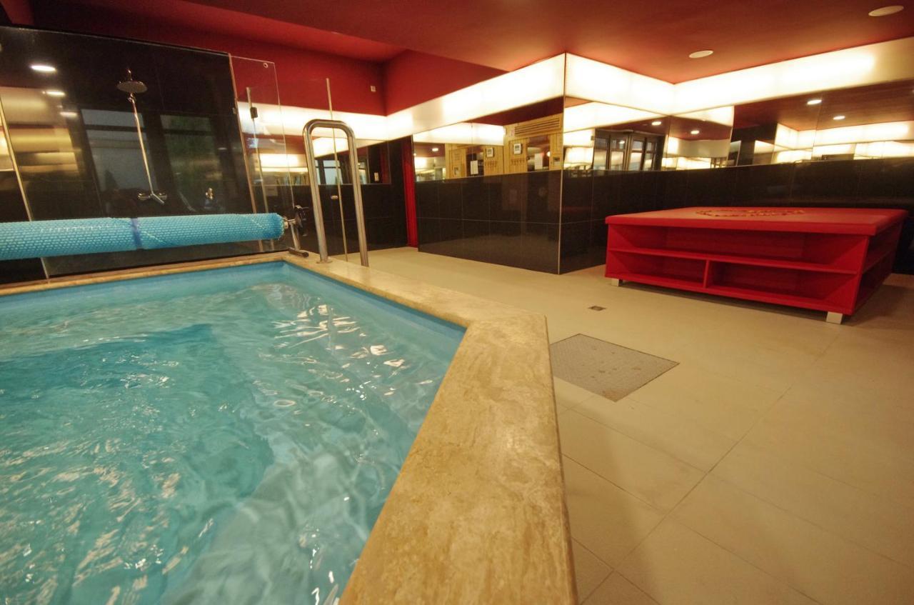Hotel Corvin Gyula Eksteriør billede