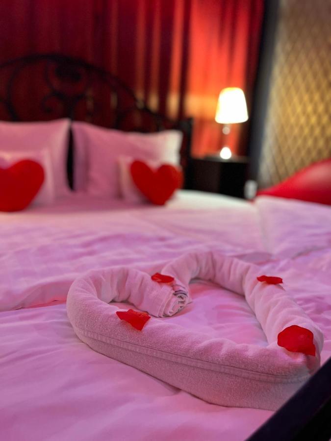 Hotel Corvin Gyula Eksteriør billede